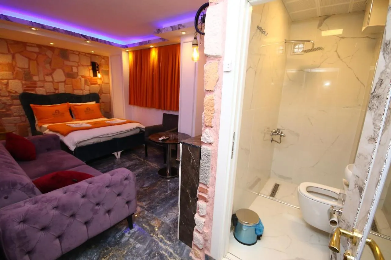 Hotel Ren Plus Suites Istanbul